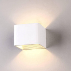 Настенный светодиодный светильник Elektrostandard Coneto Led белый MRL Led 1060 4690389121678 Elektrostandard a040452