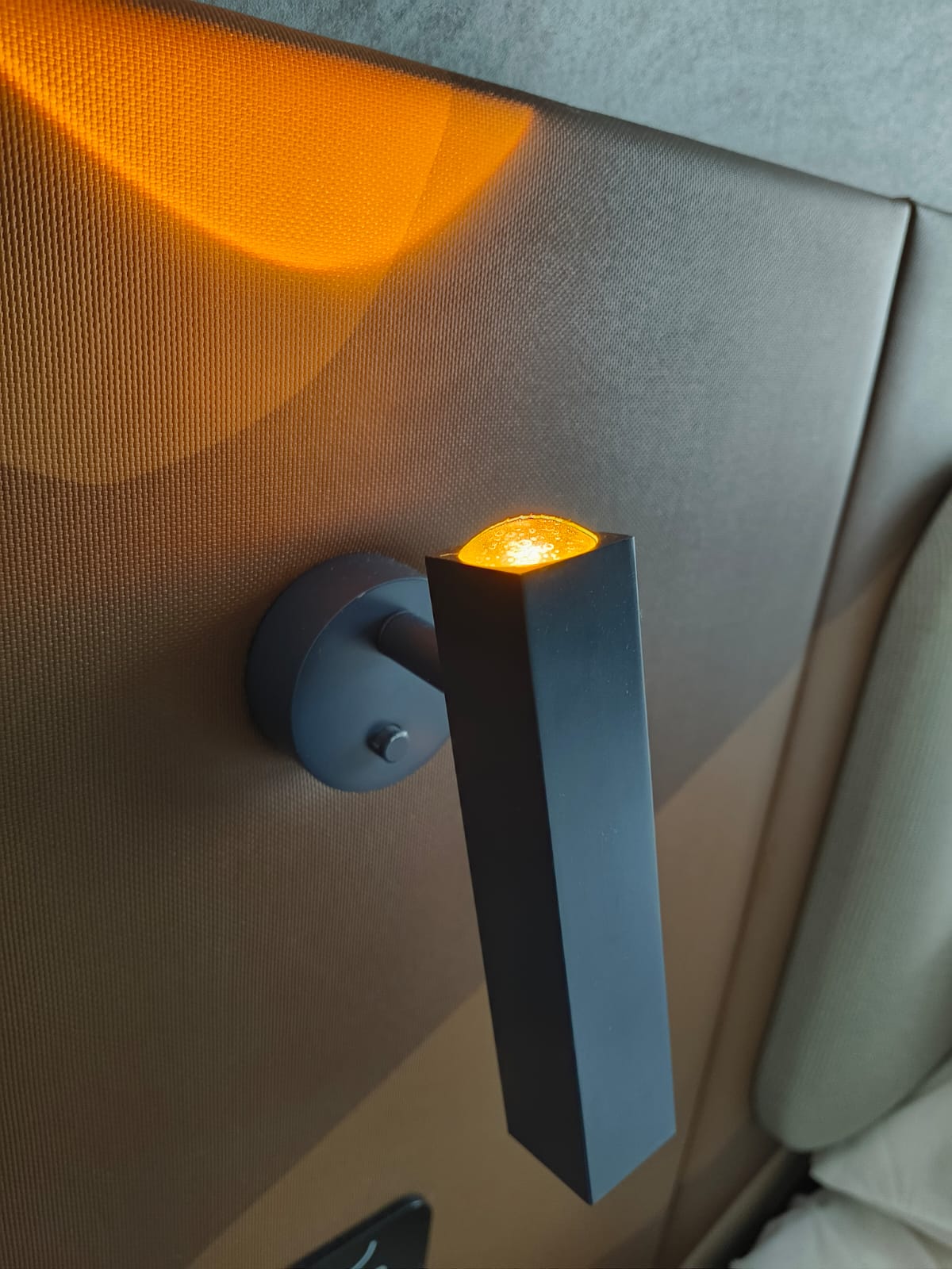 Локальная декоративная подсветка в интерьере: практическое руководство для создания уюта и стиля