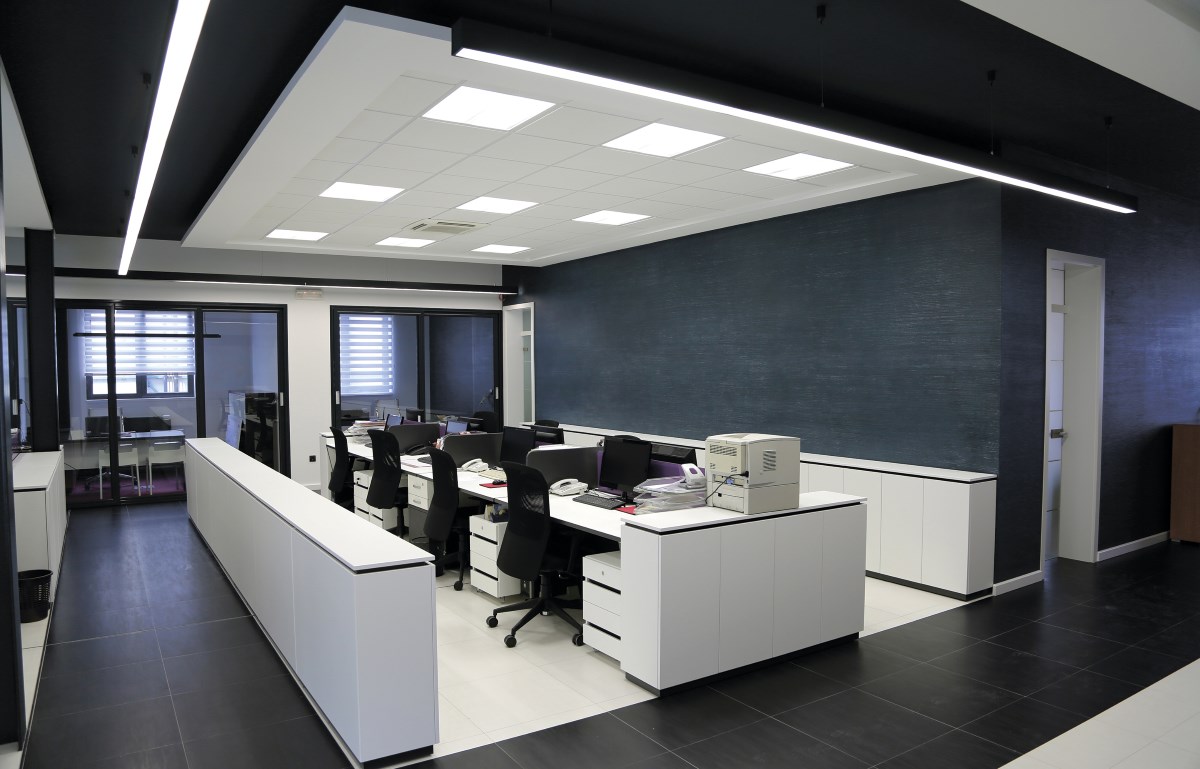 LED-светильники для офисов: преимущества и характеристики